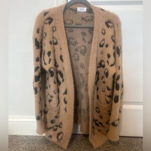 Fuzzy Leopard Print Cardigan Size Small